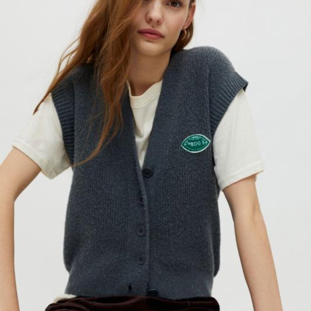 Urban Outfitters BDG Rowen Button-Front Sweater Vest XS